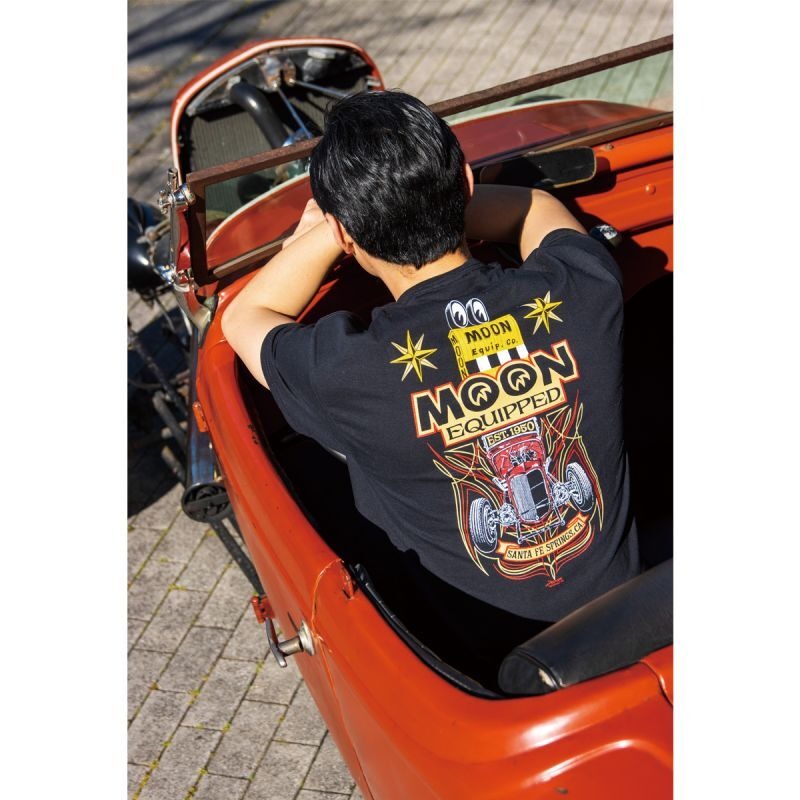 문아이즈 KOREAMOON Roadster T-shirt [MQT161BK]문아이즈MOONEYES